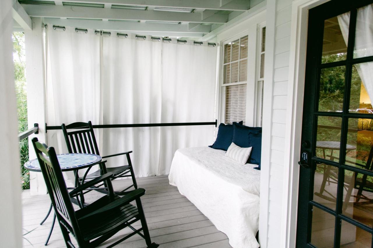 Blue Heron B&B 맨더빌 외부 사진